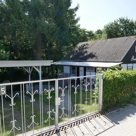 Just Mit Garten Und Carport * Ostseebad Heringsdorf