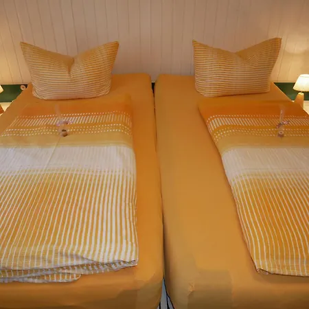 Just Mit Garten Und Carport شقة هيرينجسدورف